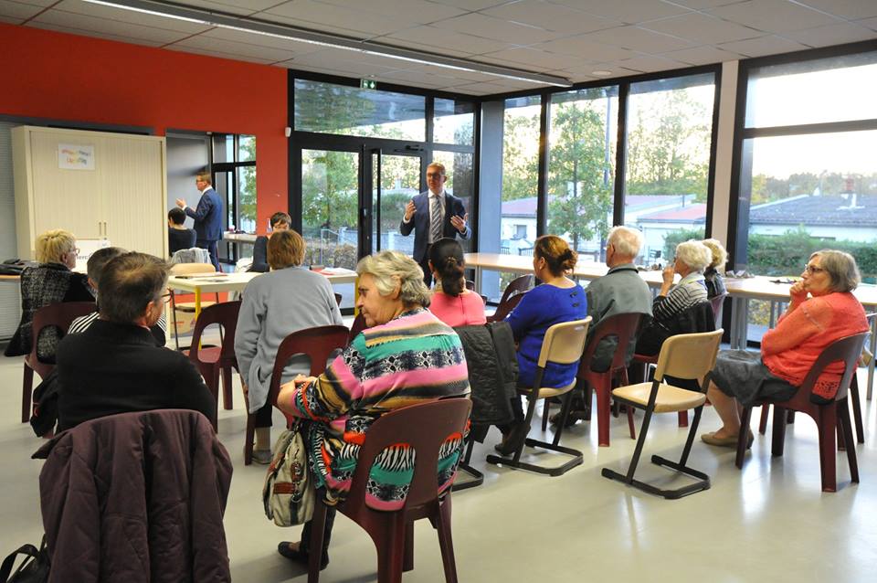 Réunion de quartier au Centre Social et Culturel de Glorieux Cité-verte