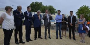 Pose de la première pierre à la MJC