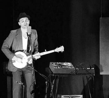 Spectacle Dada Blues
