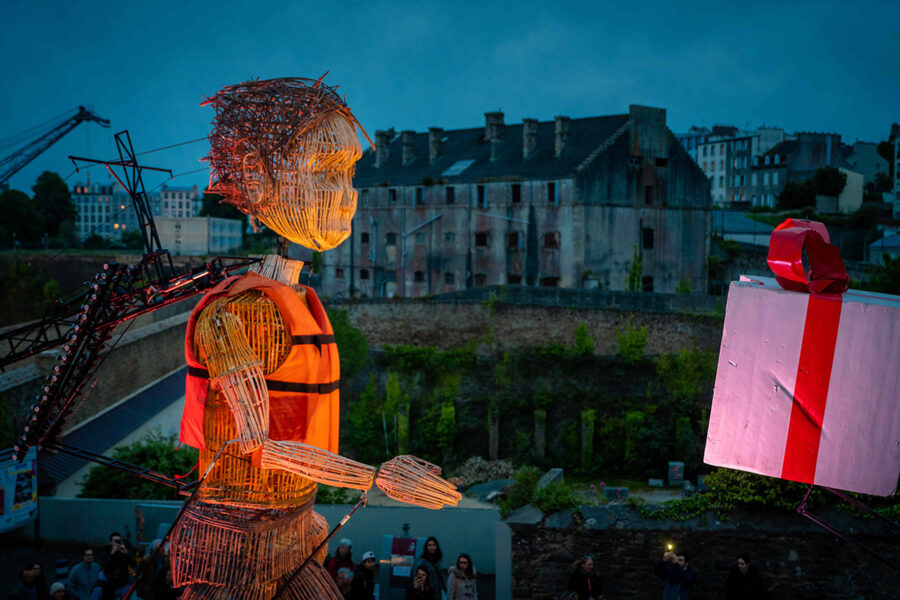 Appel à bénévoles pour le spectacle « Mo & le Ruban Rouge » au Grand Festival